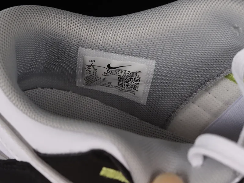 All Categories Nk SB Dunk Series Nk SB Dunk Low Low-top Skateboard Shoes Nk Dunk Scrap "Wolf Grey" Wolf Gray Stitched Low-top Skateboard Shoes DC9723-001